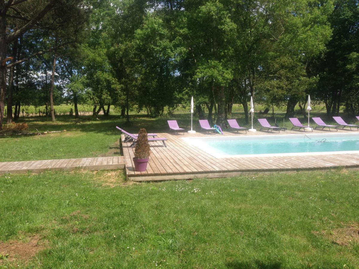 Domaine De Giron Bed & Breakfast Moulis-en-Medoc ภายนอก รูปภาพ