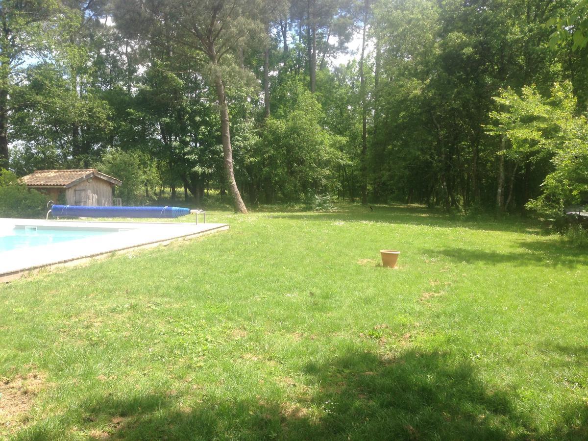 Domaine De Giron Bed & Breakfast Moulis-en-Medoc ภายนอก รูปภาพ
