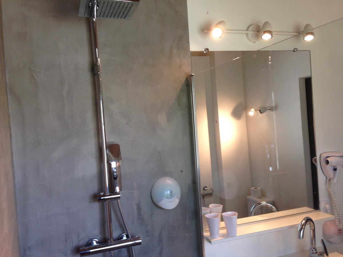 Domaine De Giron Bed & Breakfast Moulis-en-Medoc ภายนอก รูปภาพ